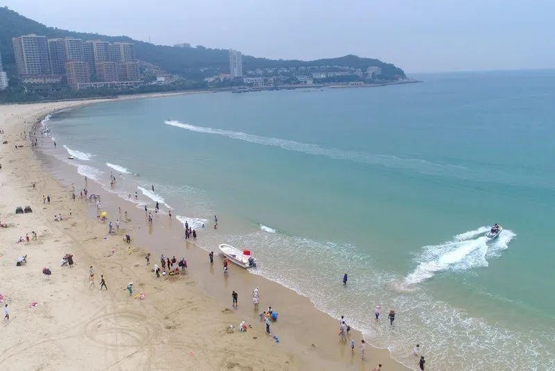 海陵島迎來旅游小高峰