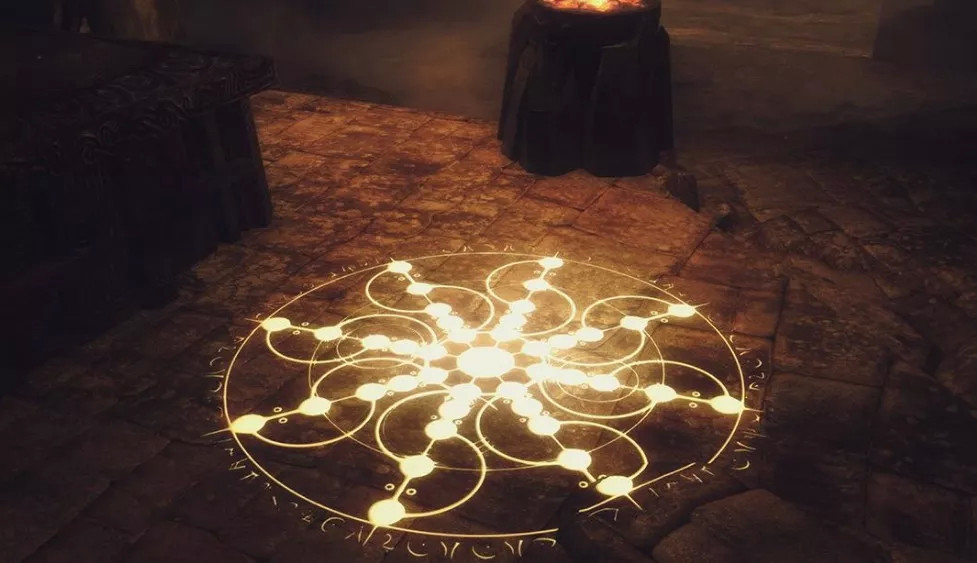 所谓"七星续命灯",又叫做"招魂灯",是从商周时期就流传下来的一种上古