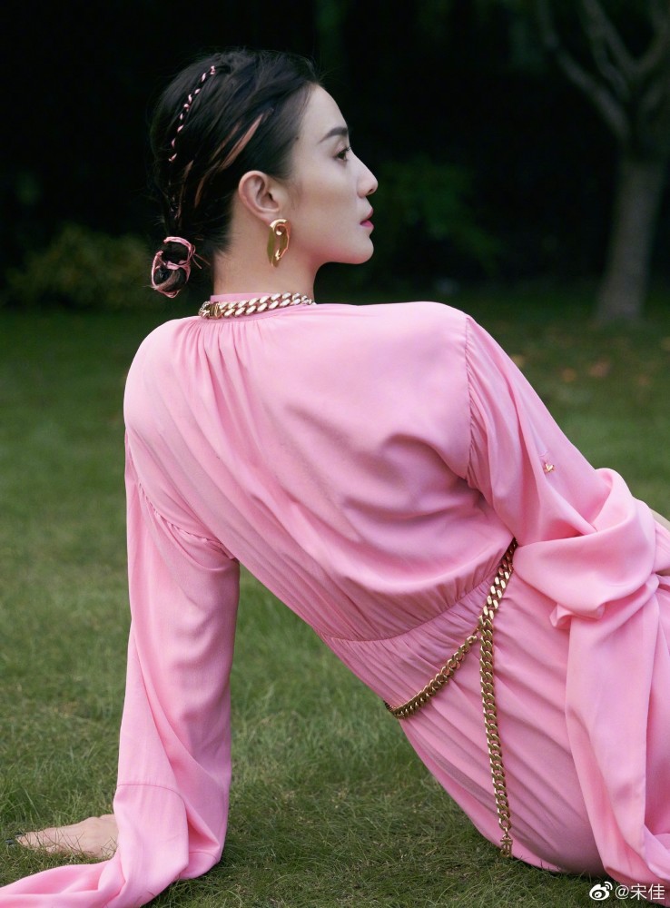 宋佳美照第一期