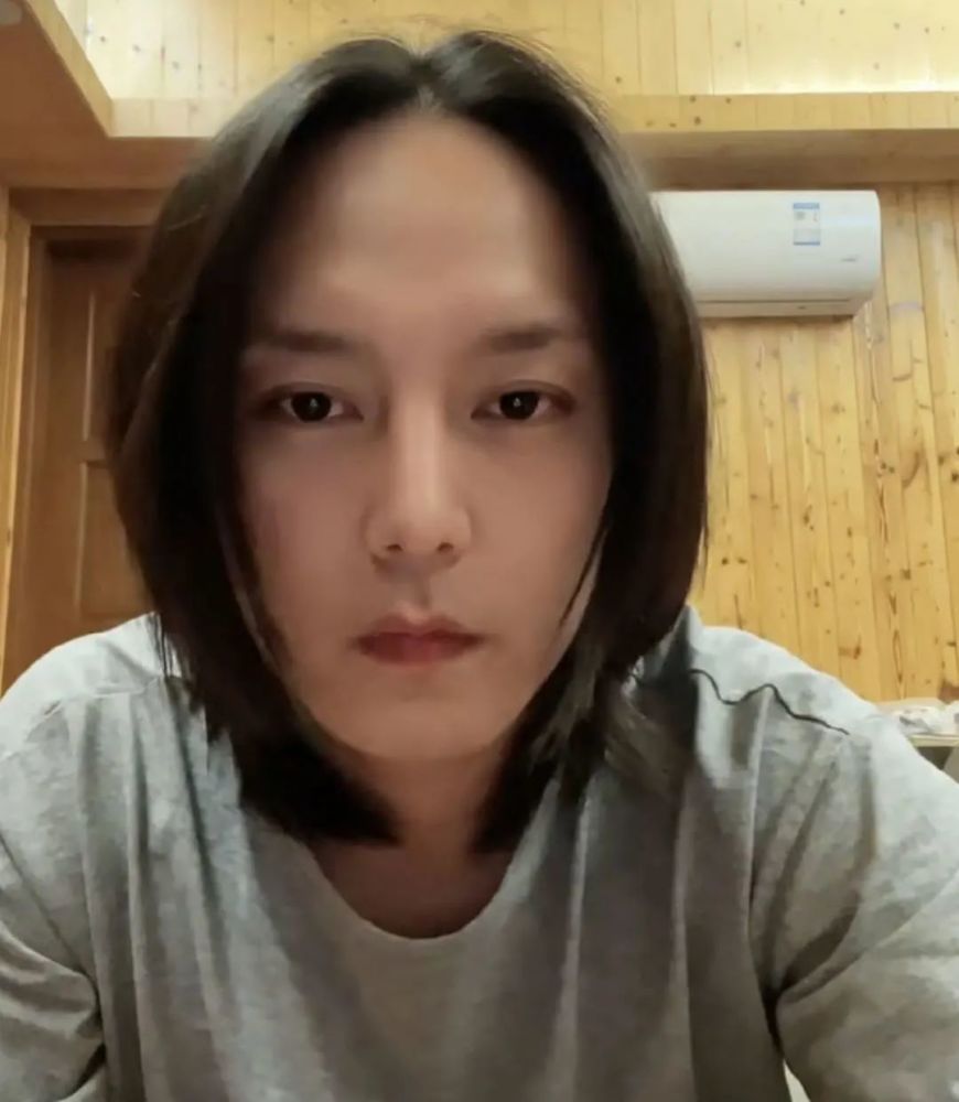 尹正晒减肥三餐火了每天上万网友求更新