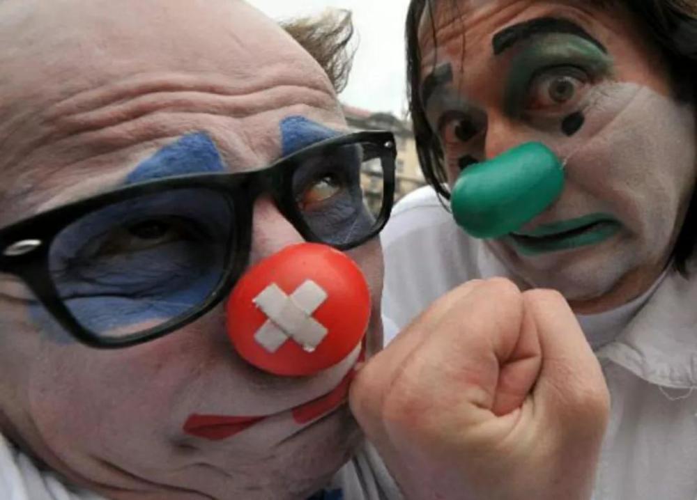 玩笑开过头了美国58岁母亲因在愚人节捉弄女儿而被捕