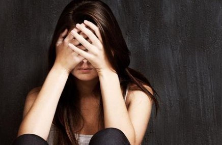 对老公心寒绝望的说说句子:1,老公的冷漠,让我心灰意冷.