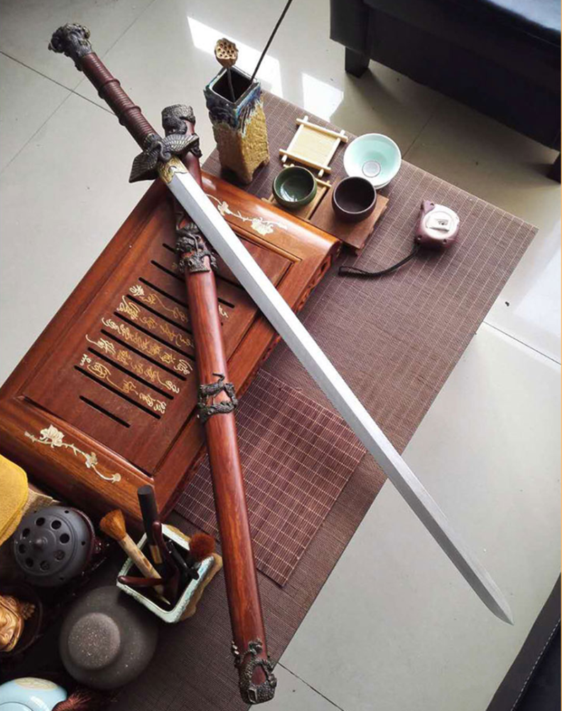 松鹤延年道骨仙风别具特色的松鹤剑