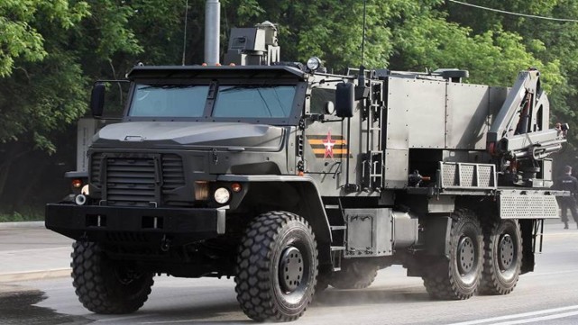 进阶的匹诺曹俄军最新tos2火箭炮凶悍程度不逊当年