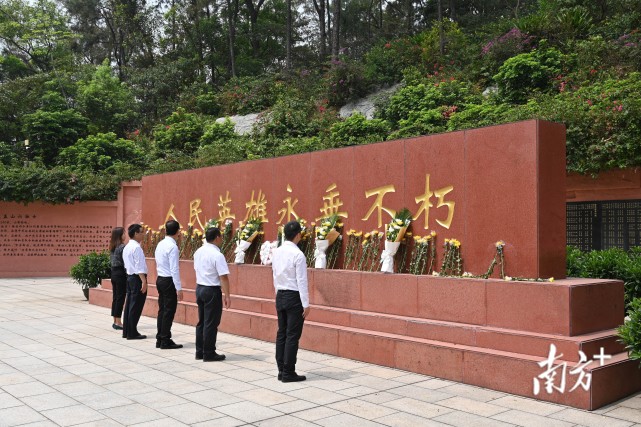 江门英雄山烈士陵园图片