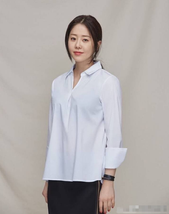 高贤贞拒当三星太子妃,净身出户遭婆家封杀,如今逆袭成百亿豪门