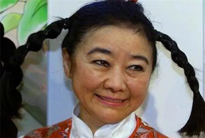 女首富龚如心:丈夫被绑下落不明,与公公打官司8年,830亿遗产全捐