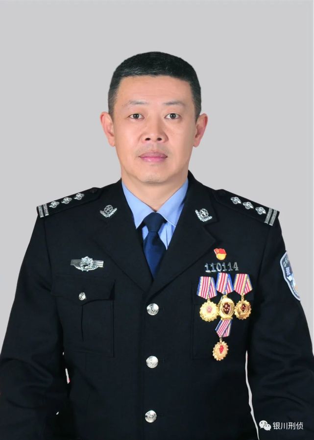 典型就在我身边丨李春喜身披战甲二十五年一腔赤诚保民安