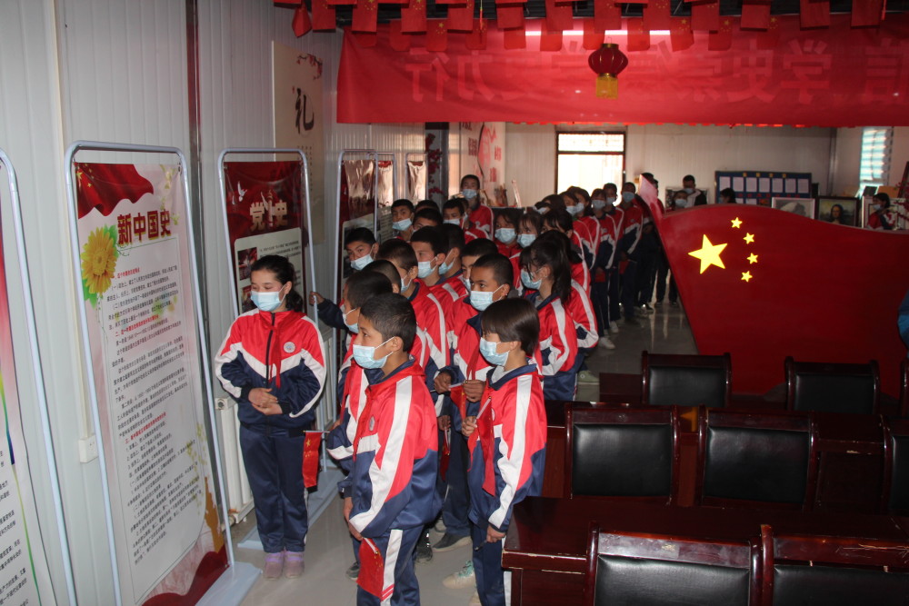 库车市乌恰镇中学党史学习教育馆正式开馆