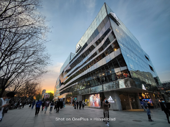 极致的品质感——一加 9 pro手机拍照体验_腾讯新闻