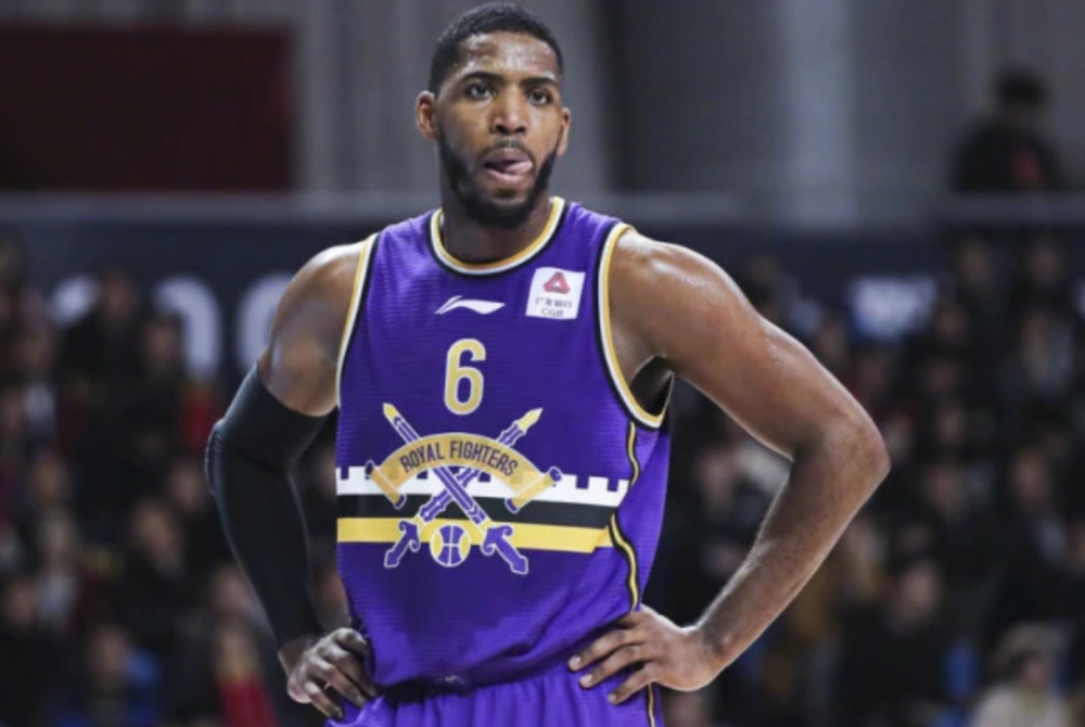 广东队3大喜讯:签下汤普森 易建联复出,王哲林也将到来?