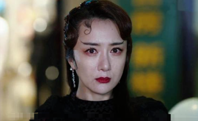 司藤白英其实为所有女孩子都上了一课她越惨我们记得越深刻