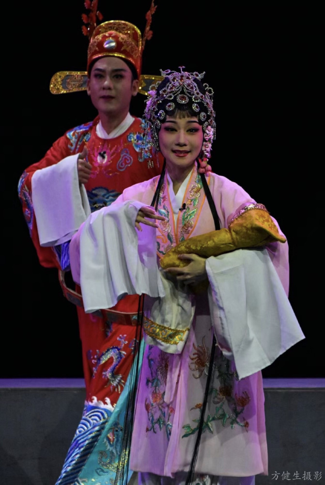 从潮剧《状元归乡》胡静汶唱词出现"潮汕"的视频流出