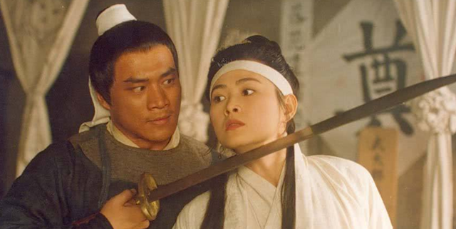 《水浒传》丁海峰饰演武松,为何一炮走红?因为打的真老虎!_腾讯新闻
