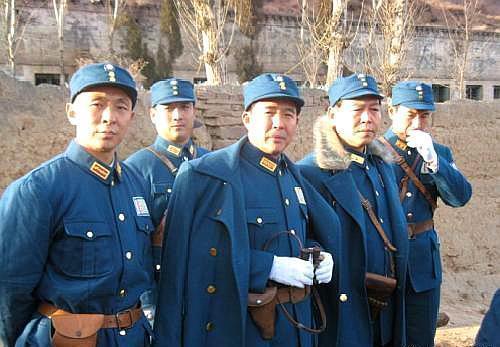 而在武器装备之上,当时的晋绥军也不可谓不富裕,阎锡山之所以能够长久