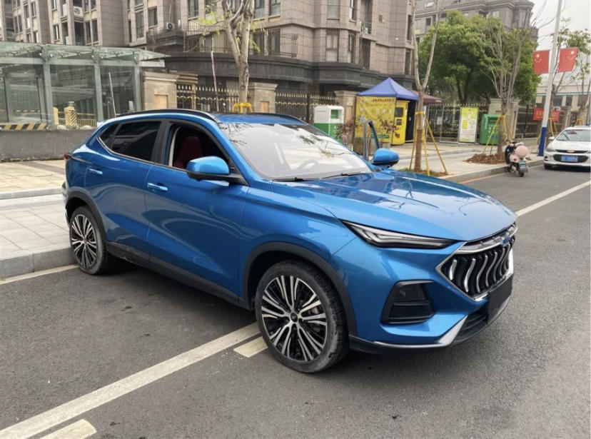 国产车在智能化领域表现一向出色,长安欧尚x5更是在这方面把国产车的