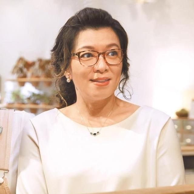 53岁台湾著名歌手赵咏华自曝是私生女生父拒绝与她见面