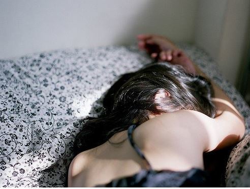 qq空间心情不好的伤感说说带图片