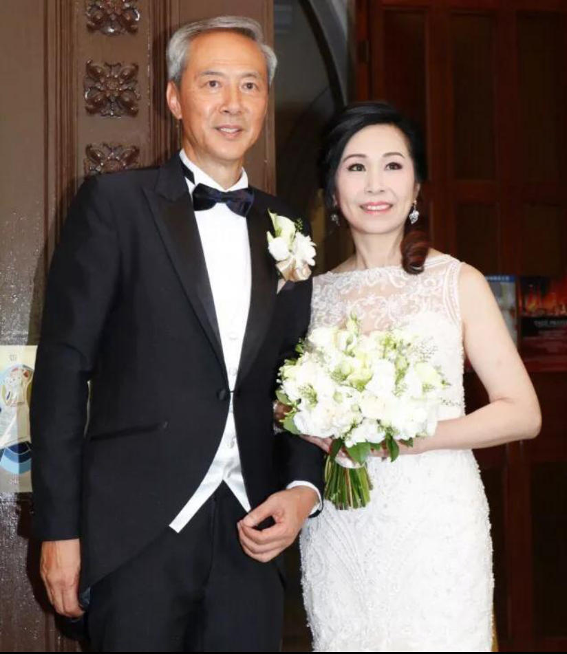 tvb金牌绿叶陈荣峻放弃内地发展机会只因妻子患罕见病