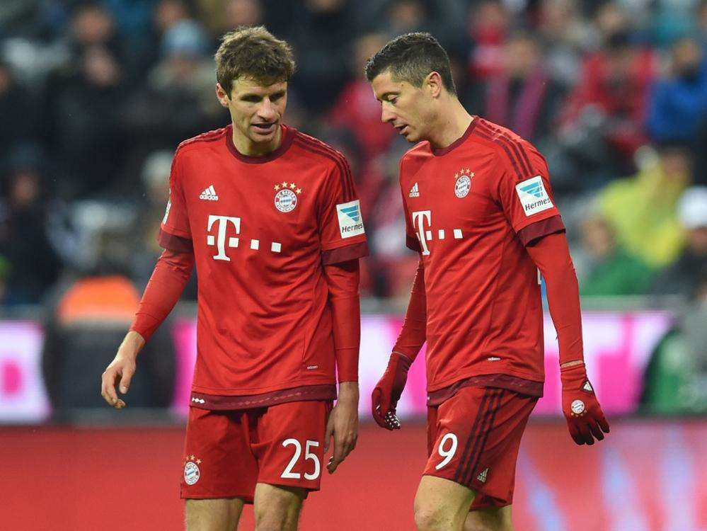 拜仁vs巴黎圣日耳曼赛事预测球迷交流莱万伤退大巴黎客队取胜