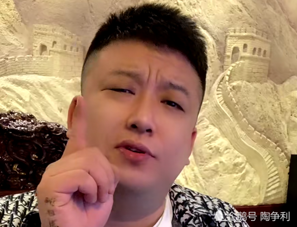 知名网红马洪涛和天津李四炒作剧本,目前已经被封号处理