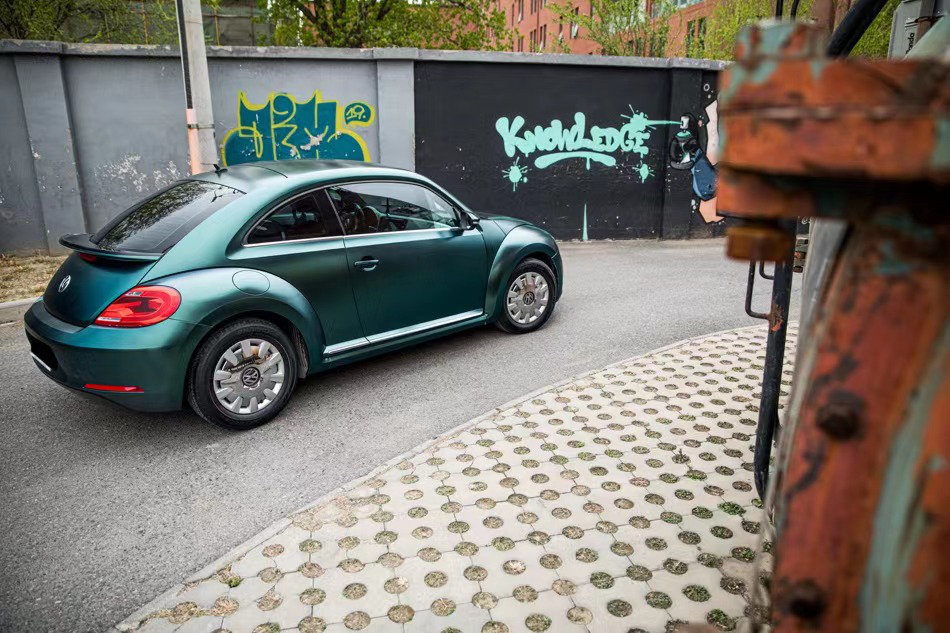大众甲壳虫改色墨绿洋气不失尊贵