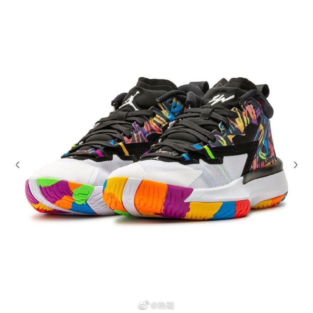 看看就好蔡恩1代签名鞋曝光外形被指像安踏耐克这设计早就不该买了