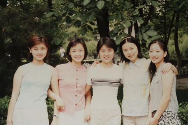 陪你一起长大中演员的学历:颖儿毕业于中戏,刘涛大学时读法律系