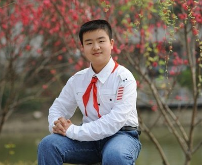 曾经广受关注的五道杠和不屑弟如今一个去了民办一个考上哈佛