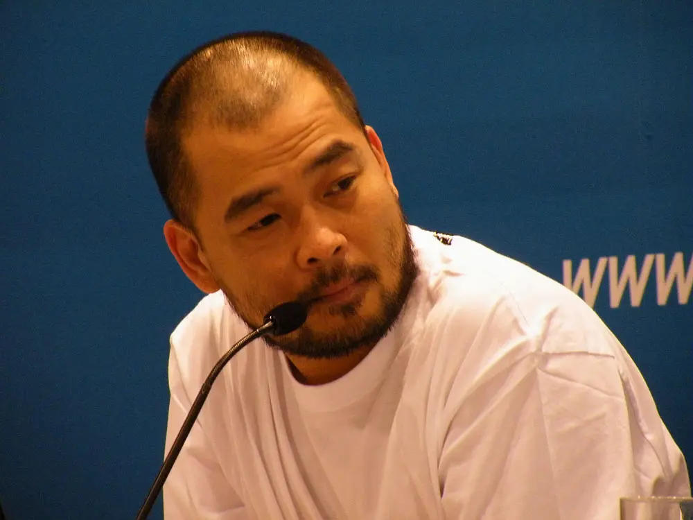 两年零收入香港著名演员葛民辉陷财政困难搬出月租13万豪宅暂住酒店