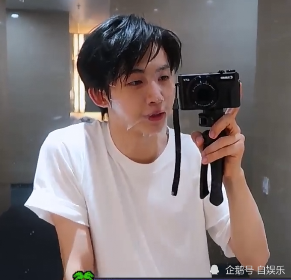 有种整容叫刘宇卸妆素颜遭怼脸拍20岁皮肤状态真实的