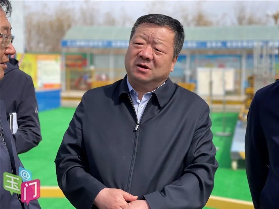 4月7日,酒泉市政府副市长赵峰来玉门市调研包抓重大项目建设进展情况.