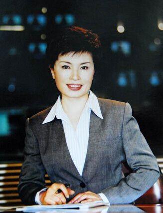 曾是"央视名嘴"李瑞英,儿子堕楼仍然主持工作,被怒骂"六亲不认"