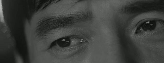 他的一双眼,让人记住了几十年