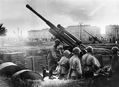 方面军的司令员,在此之前,德军已经连续大败西方面军和布良斯克方面军