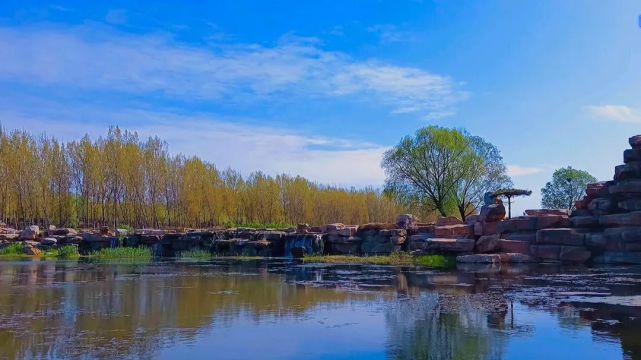 大束镇沙河湿地公园风景如画溪水潺潺