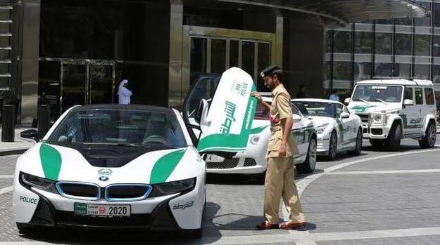 迪拜群裸热搜事件震惊阿联酋