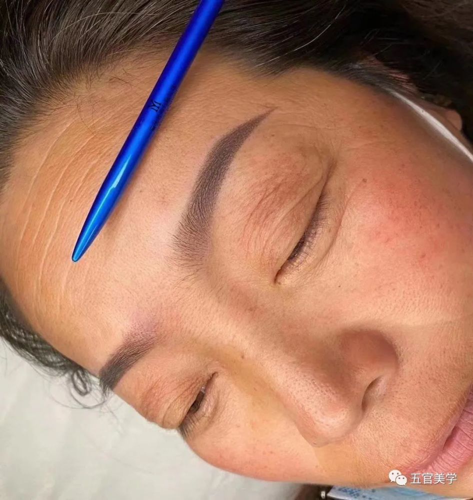 刚做的眉毛掉痂没颜色别慌看这里