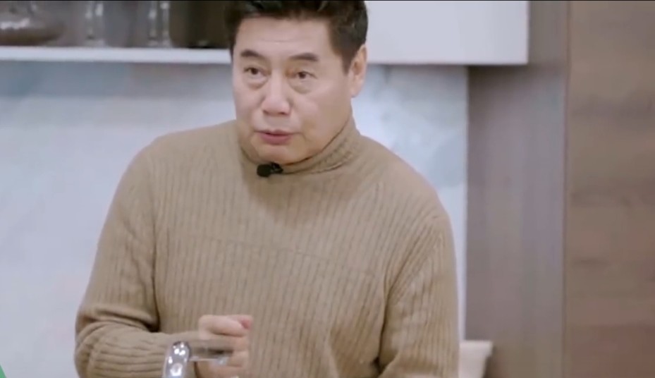 张铎爸爸太节俭从东北带来电饭煲让陈松伶修婆婆吃醋推开公公