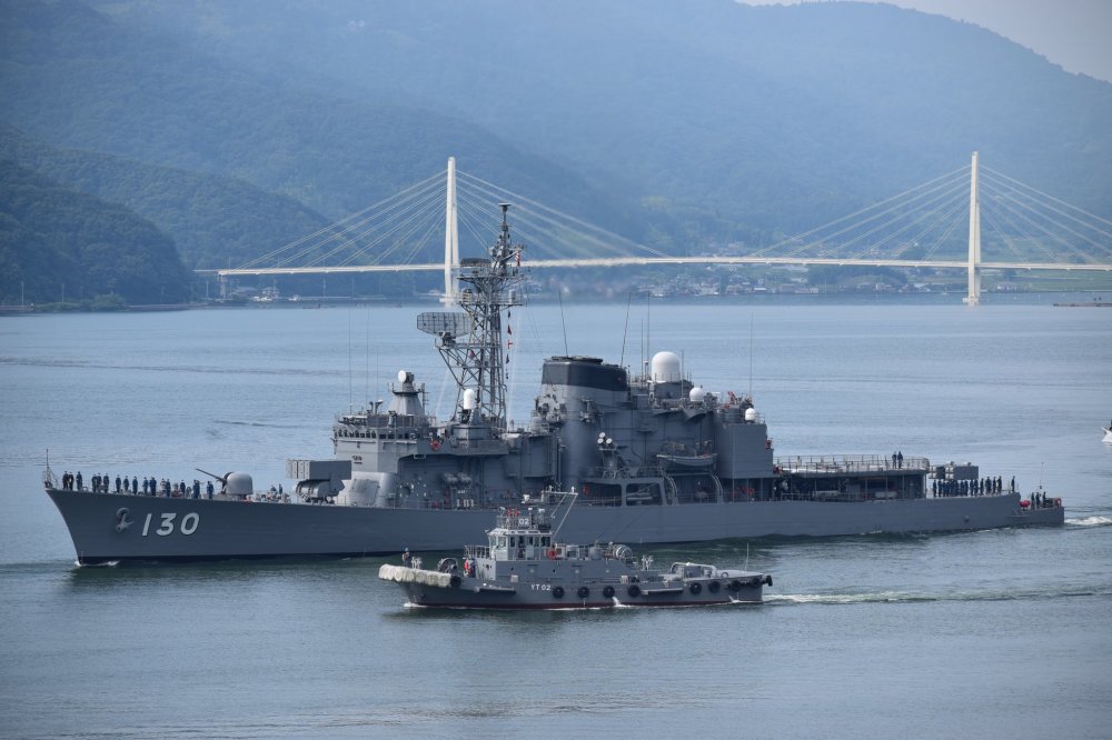 曾是日本八八舰队主力初雪级驱逐舰全部退役40年前相当能打