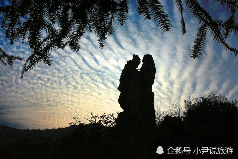 不止世界罕见奇观,还有"千年一吻,一吻千年"的华蓥山定格四川
