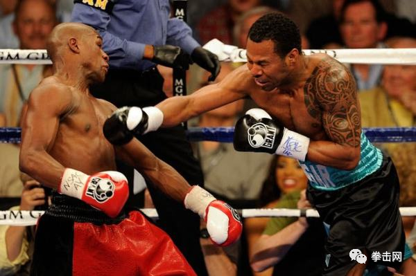 莫斯利参加泰森播客节目讲诉如何重创梅威瑟