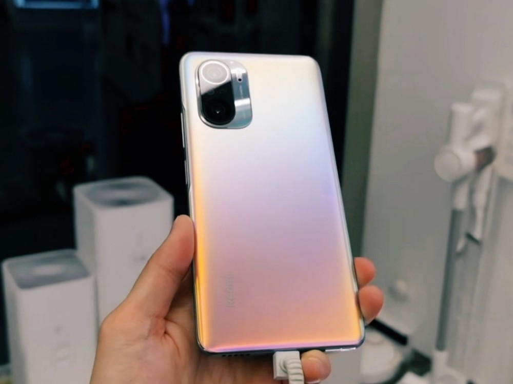 放弃1999红米k40不买却选择了旧款的k30s这三点太真实