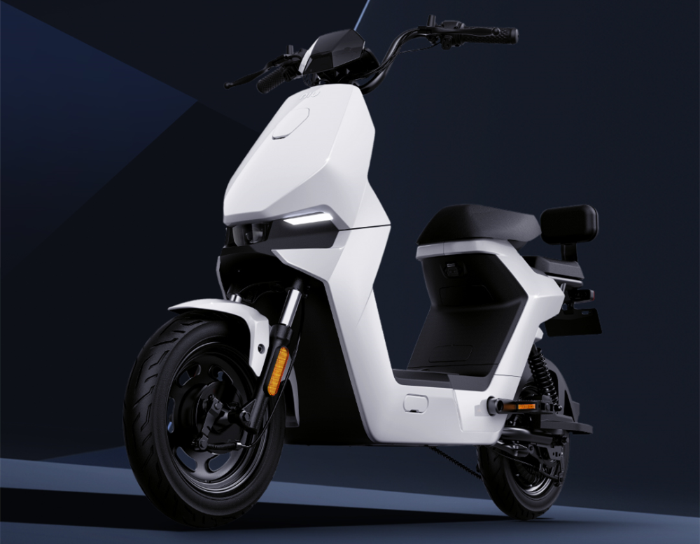 小牛推出新电动车配备48v18ah锂电池续航60公里