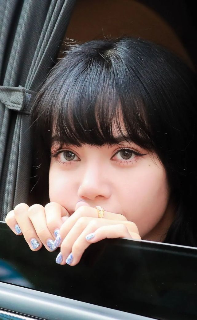 明星美照blackpink成员lisa5