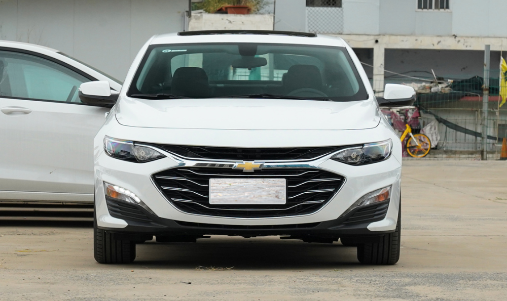 实拍雪佛兰迈锐宝xl自行锐行版,中型合资12万入手,配9at