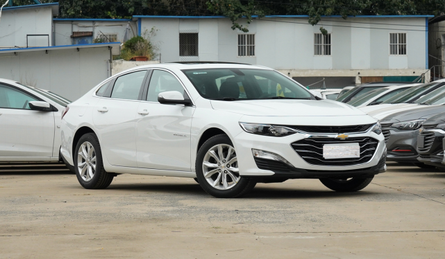 实拍雪佛兰迈锐宝xl自行锐行版中型合资12万入手配9at