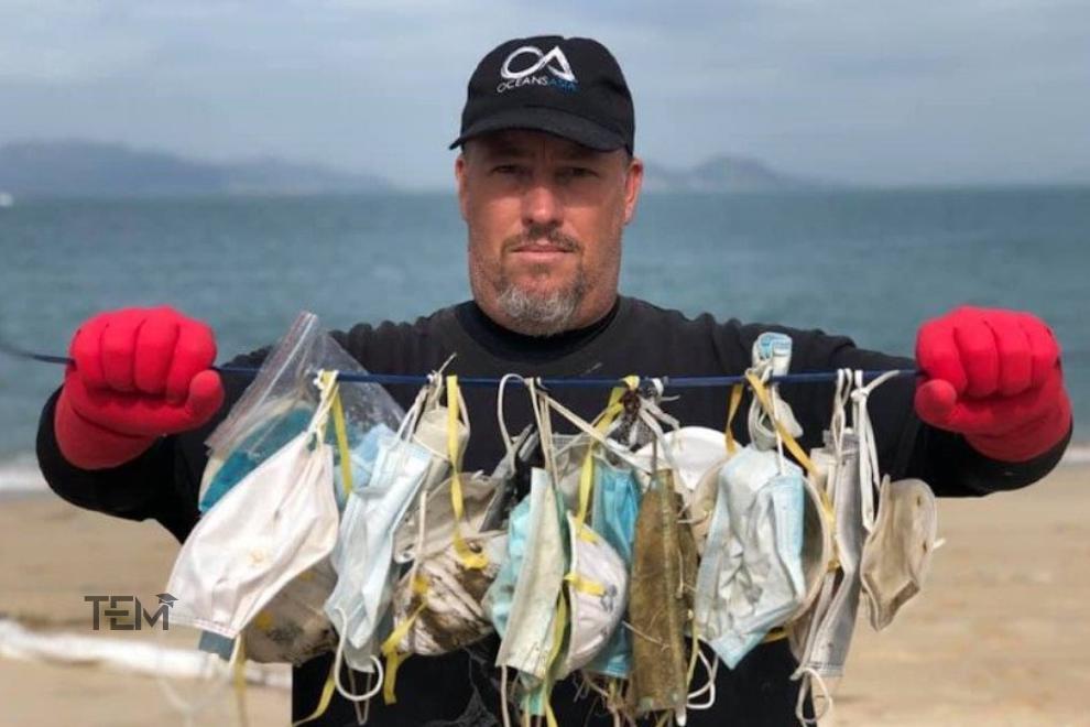 被丢弃的口罩散落在世界各地的海滩上威胁海洋生物