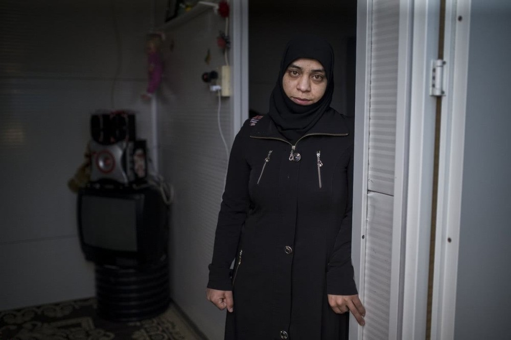 叙利亚黑市女人带回国图片