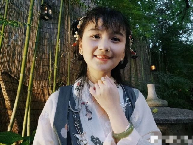 这位神秘漫画家顶着少女脸竟然已经40了